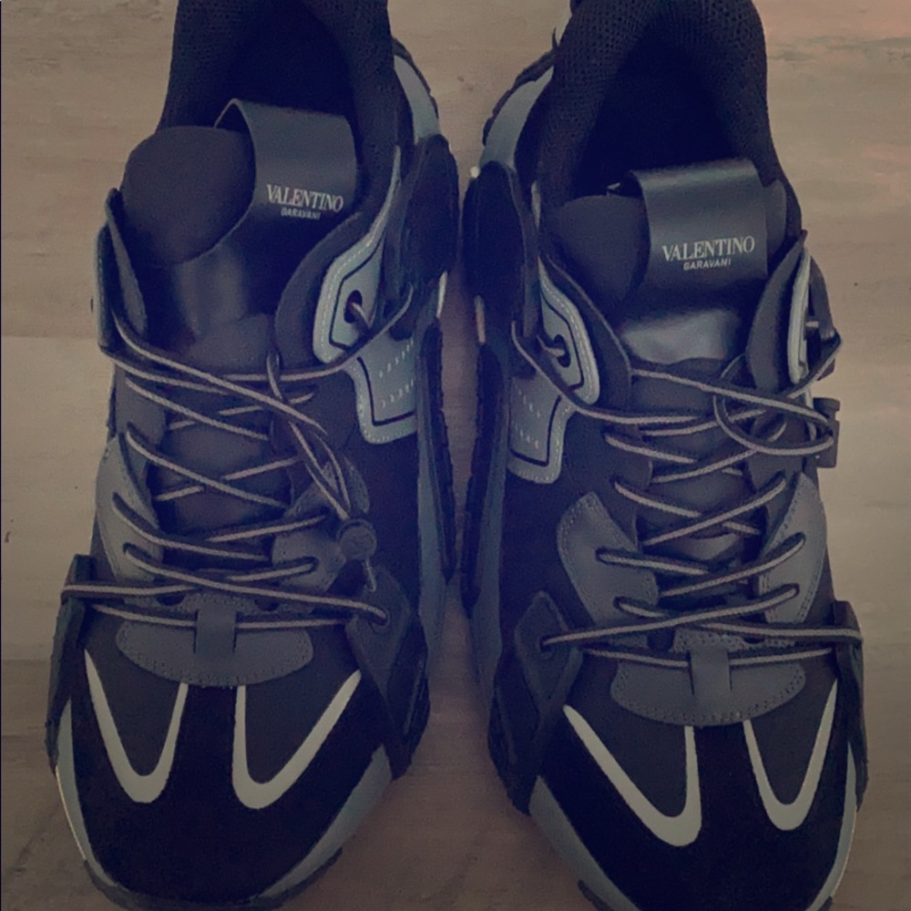 Valentino Sneakers